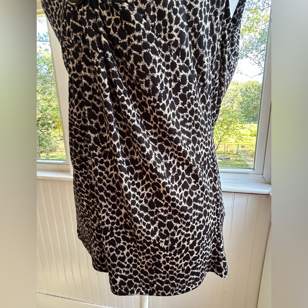 Vintage 90’s CHAUS V-Neck Leopard Print Sleeveless Blouse Top Gently Worn EUC!!! - Picture 5 of 11